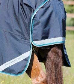 Buster Storm 100g Combo Turnout Rug With Snug-Fit Neck 7 Buster Storm 100g Combo Turnout Rug With Snug-Fit Neck -Premier Equine Store Buster Storm 100 Turnout Rug Navy 6