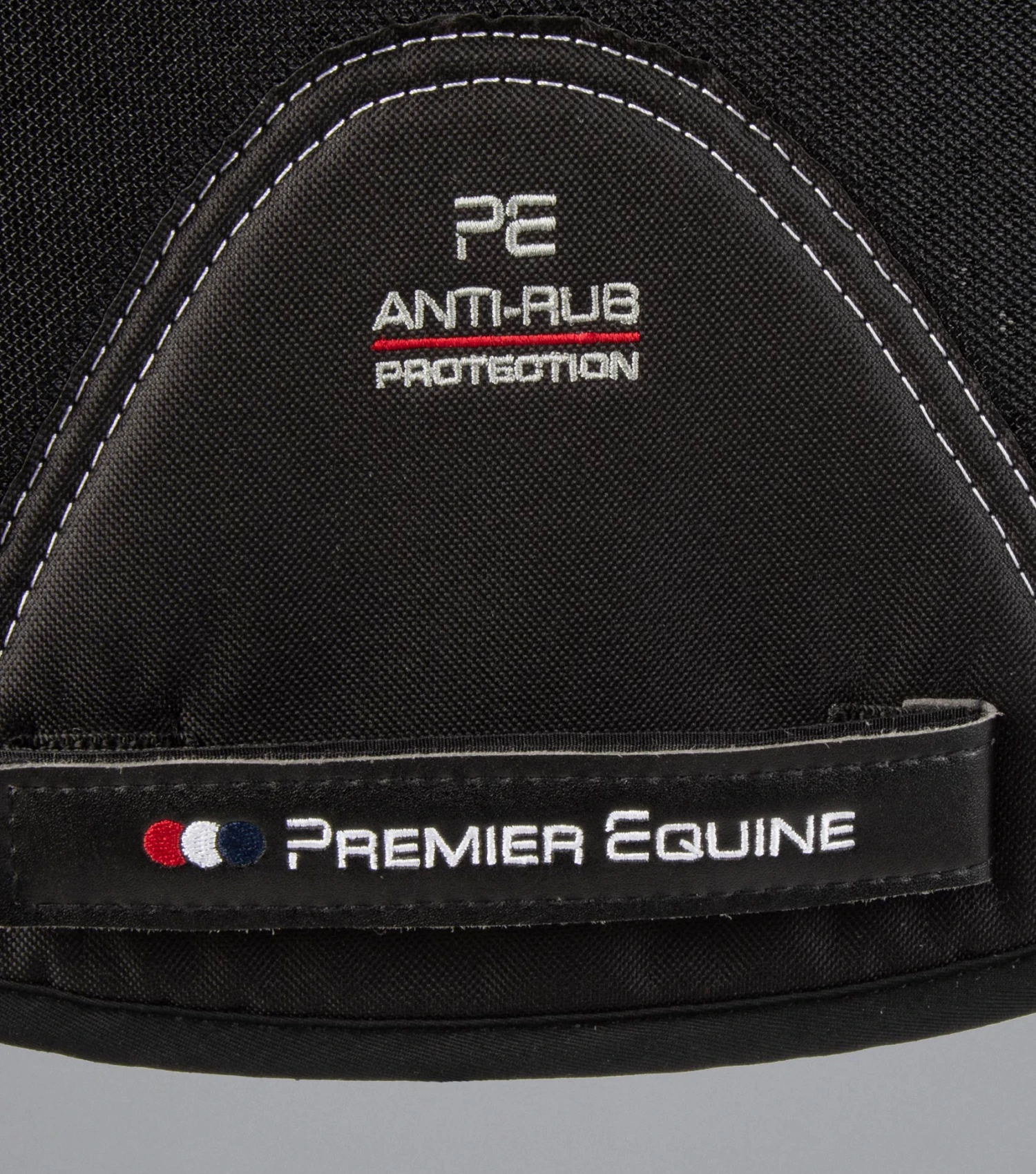 Close Contact Airtechnology Anti-Slip GP/Jump Square Close Contact Airtechnology Anti-Slip GP/Jump Square -Premier Equine Store Close Contact Air Tech Anti Slip GP Jump Black 5