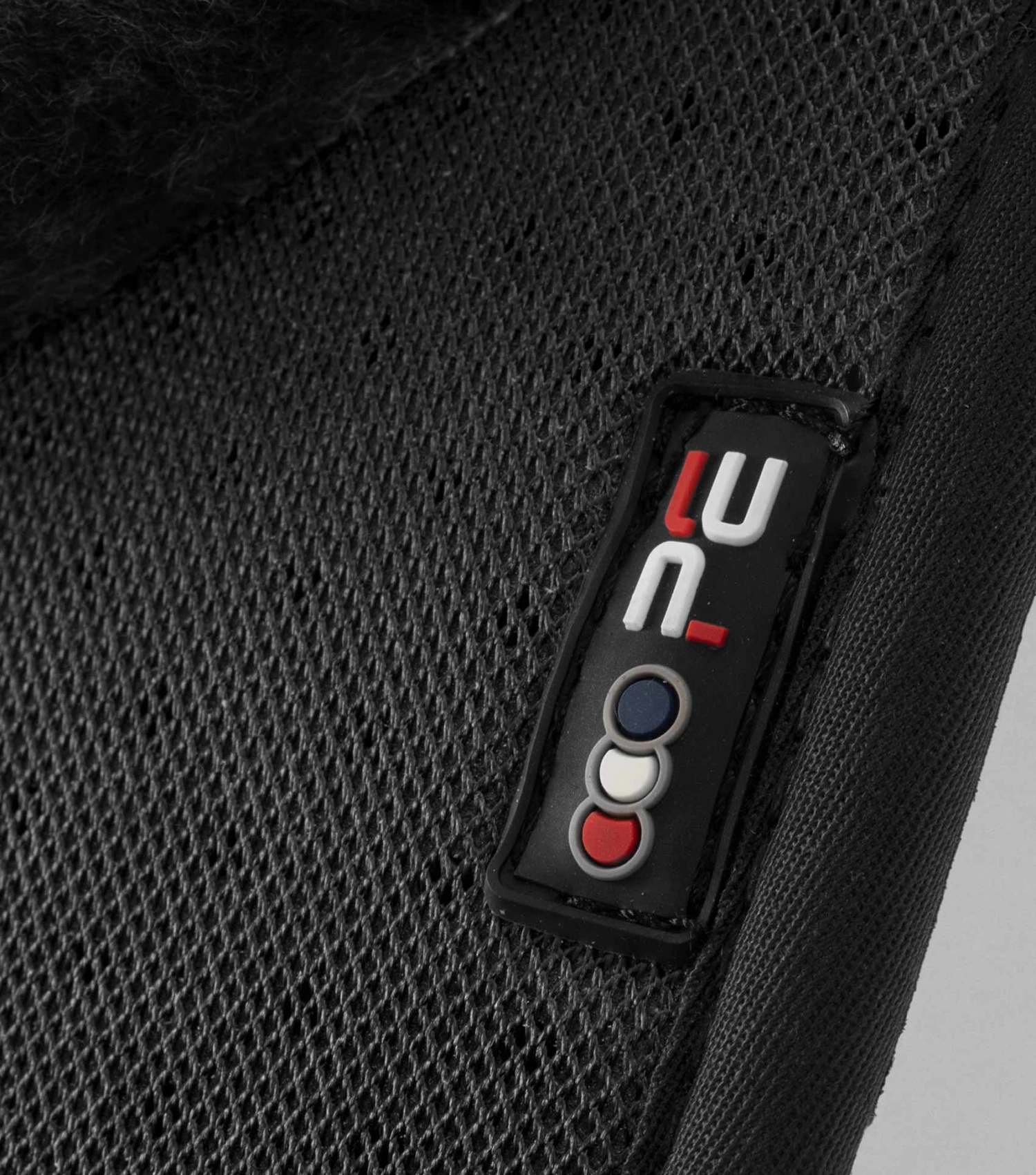 Close Contact Airtechnology Shockproof Wool Saddle Pad - Dressage Square Close Contact Airtechnology Shockproof Wool Saddle Pad - Dressage Square -Premier Equine Store Close Contact Airtechnology Shockproof European Merino Wool Half Lined Dressage Square Black 2