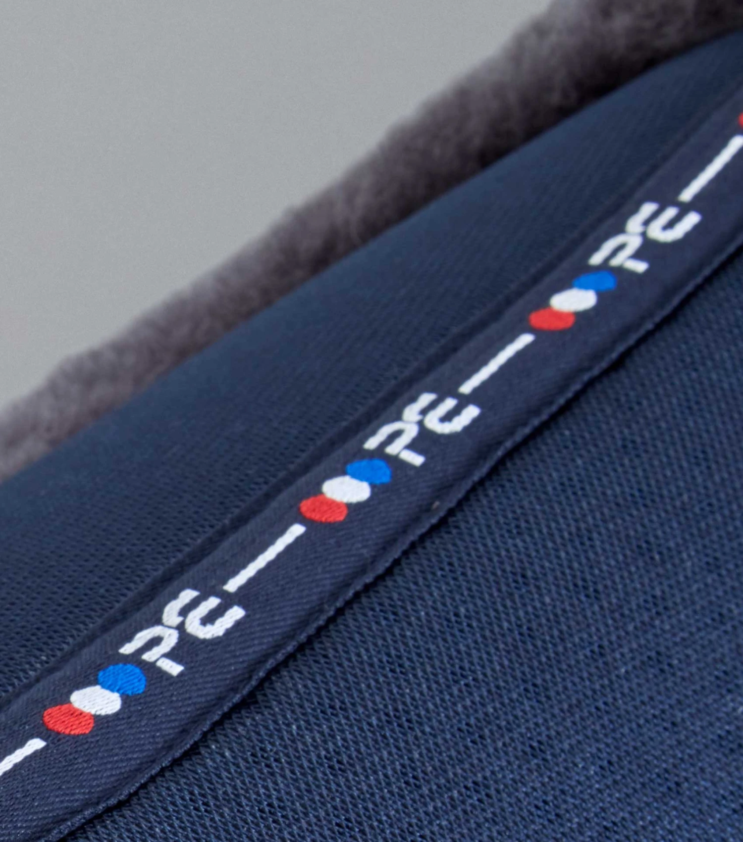 Close Contact Airtechnology Shockproof Wool Saddle Pad - Dressage Square Close Contact Airtechnology Shockproof Wool Saddle Pad - Dressage Square -Premier Equine Store Close Contact Airtechnology Shockproof European Merino Wool Half Lined Dressage Square Navy 6