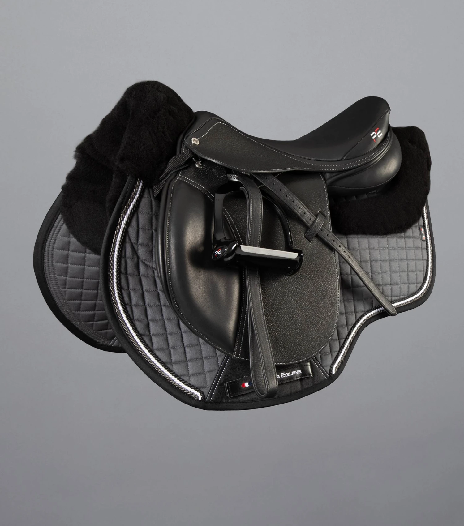 Close Contact Merino Wool European Saddle Pad - GP/Jump Square Close Contact Merino Wool European Saddle Pad - GP/Jump Square -Premier Equine Store Close Contact Merino Wool European Half Lined GP Jump Square Grey Black 2