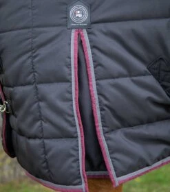 Garissa Stable Rug 200g 10 Garissa Stable Rug 200g -Premier Equine Store Garissa Stable 200 Black 4