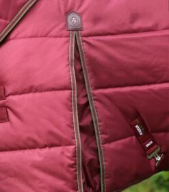 Hydra 350g Stable Rug With Neck Cover 10 Hydra 350g Stable Rug With Neck Cover -Premier Equine Store Hydra Stable Rug 350 Wine 3