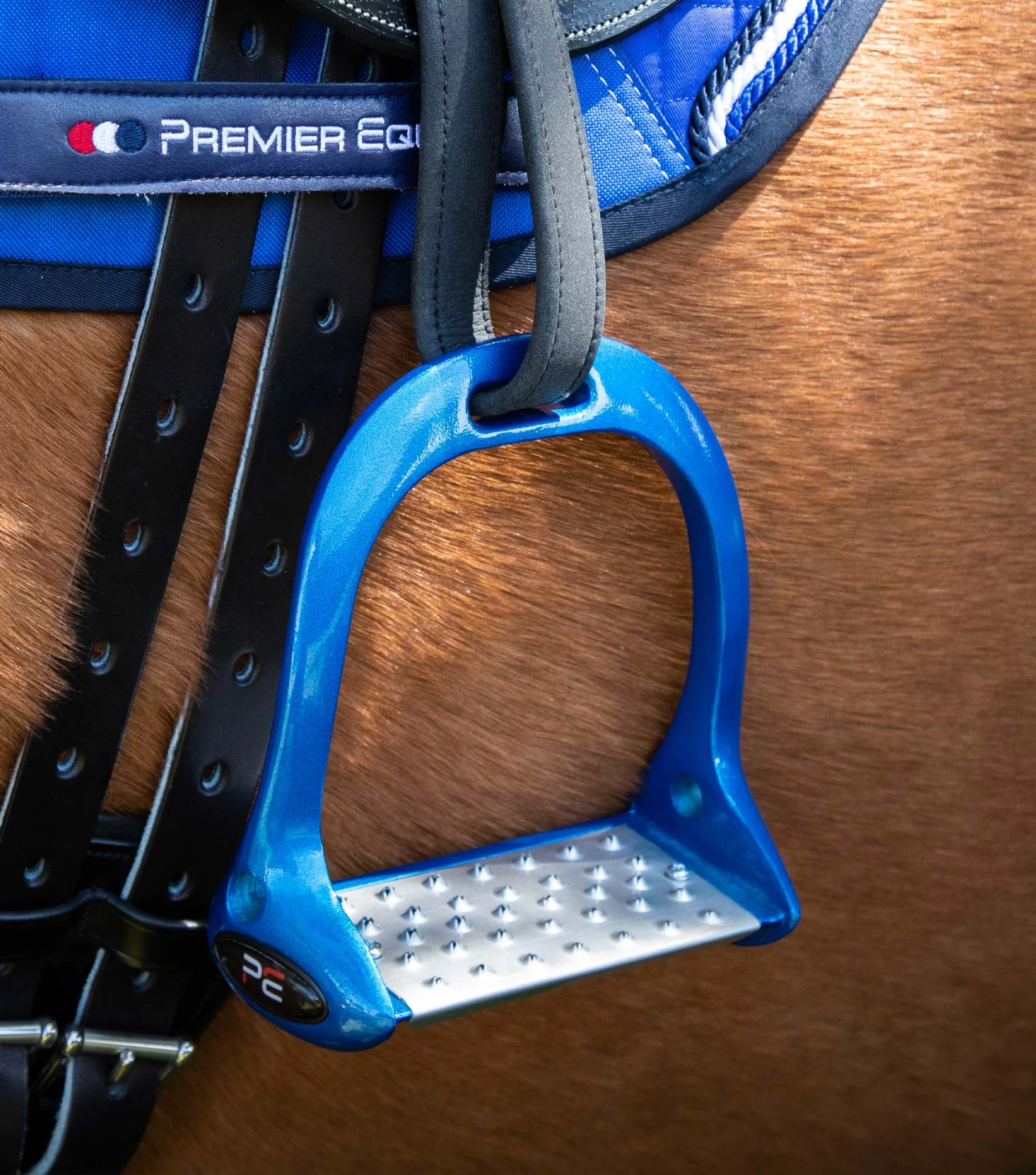 Jopollo Aluminium Performance Stirrups Jopollo Aluminium Performance Stirrups -Premier Equine Store Jopollo Aluminium Performance Stirrups Blue 3