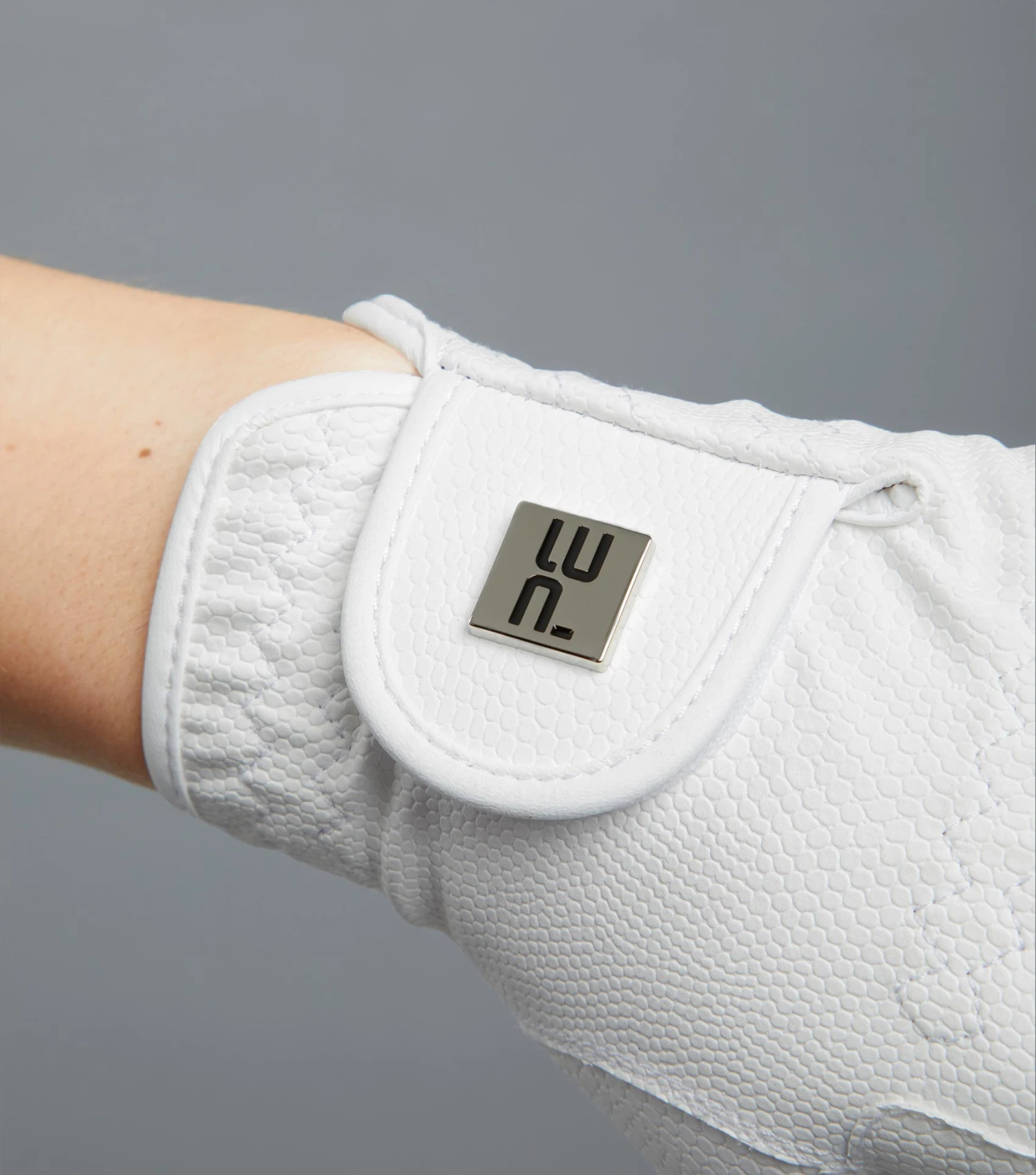 Metaro Ladies Competition Riding Gloves Metaro Ladies Competition Riding Gloves -Premier Equine Store Metaro Glove White 3 ef89202f 504e 4133 98fc e3402392e3c6