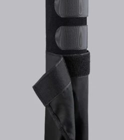 Padded Horse Tail Guard With Tail Bag 12 Padded Horse Tail Guard With Tail Bag -Premier Equine Store Padded Tail Guard with Detachable Bag Black 5