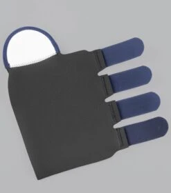 Padded Horse Tail Guard With Tail Bag 17 Padded Horse Tail Guard With Tail Bag -Premier Equine Store Padded Tail Guard with Detachable Bag Navy 4