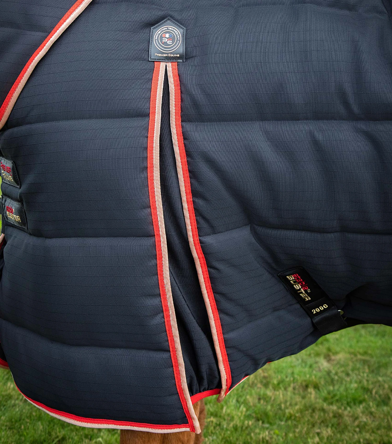 Stable Buster 200g Stable Rug with Neck Cover Stable Buster 200g Stable Rug With Neck Cover -Premier Equine Store Stable Buster 200 Stable Rug Black 4