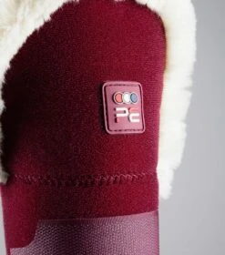 Techno Wool Anti-Slip Tail Guard -Premier Equine Store Techno Wool Anti Slip Tail Guard Burgundy 5