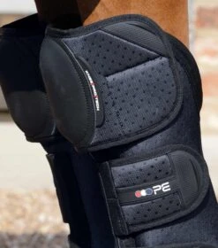 Airtechnology Knee Pro-Tech Horse Travel Boots -Premier Equine Store airtechnology knee pro tech horse travel boots 1008sn 327584