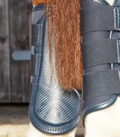 Carbon Air-Tech Single Locking Brushing Boots 5 Carbon Air-Tech Single Locking Brushing Boots -Premier Equine Store carbon air tech single locking brushing boots 1026sn 918826 32c0d922 410d 443a 8b69 6e2cf350039a