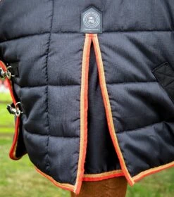 Garissa Stable Rug 400g -Premier Equine Store garissa stable rug 400g 206950blk 162170