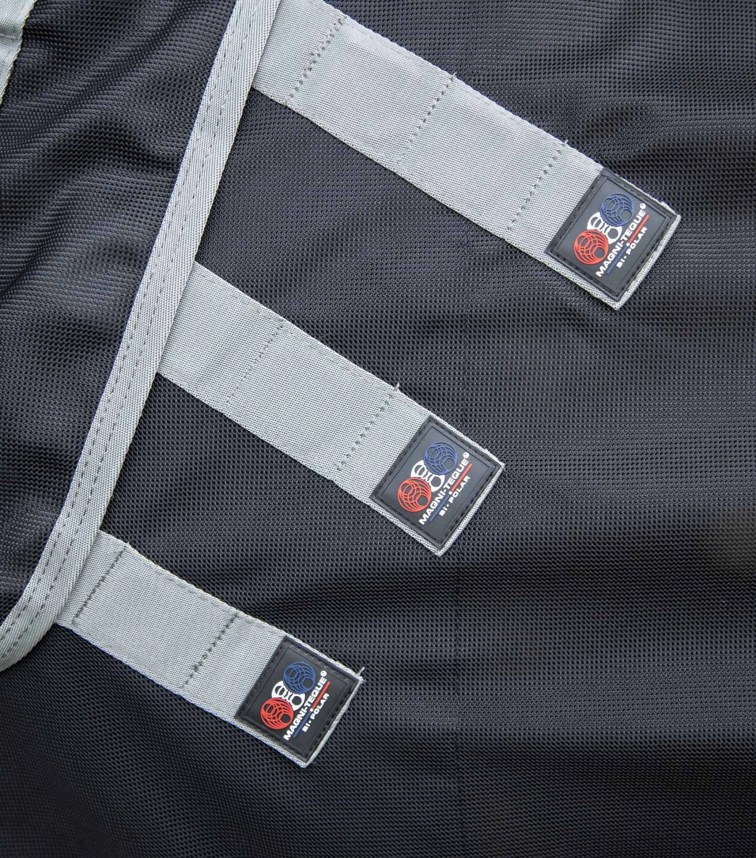 Magni-Teque Magnetic Horse Rug with Neck Cover Magni-Teque Magnetic Horse Rug With Neck Cover -Premier Equine Store magni teque magnetic horse rug with neck cover 207556 668446