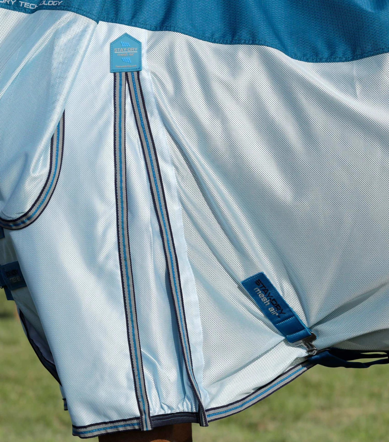 Stay-Dry Mesh Air Fly Rug with Surcingles Stay-Dry Mesh Air Fly Rug With Surcingles -Premier Equine Store stay dry mesh air fly rug with surcingles 208256bl 605925